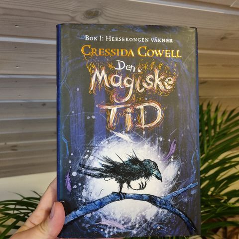 Heksekongen våkner - Den magiske tid av Cressida Cowell.