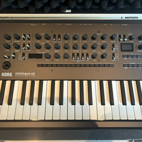 Korg Minilogue XD flightcase inkludert