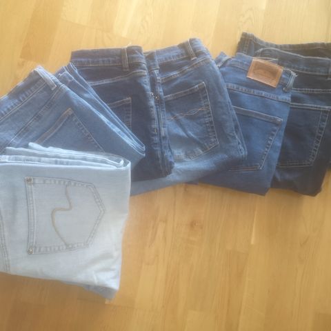 7 stk jeans str 44/46 til  200,-