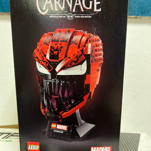 Uåpnet Lego Spider-Man: Carnage maske