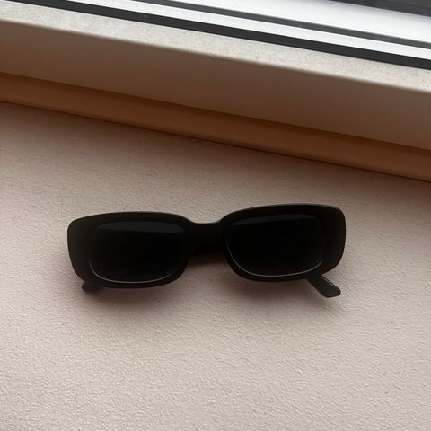 Solbriller fra H&M