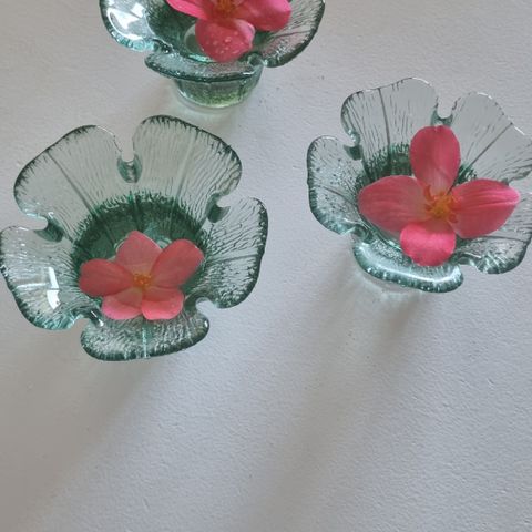 3 stk retro blomsterglass lysholdere i grønt glass