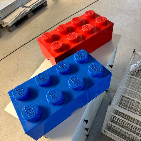2 stk Lego oppbevaringsboks