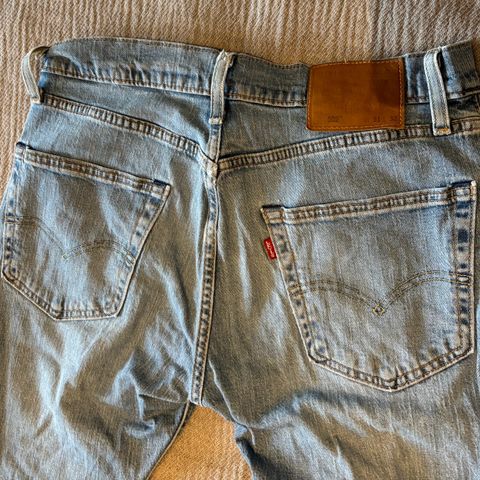 Levis 502 str 31-32