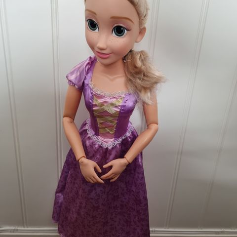 Stor Rapunzel dukke 80 cm