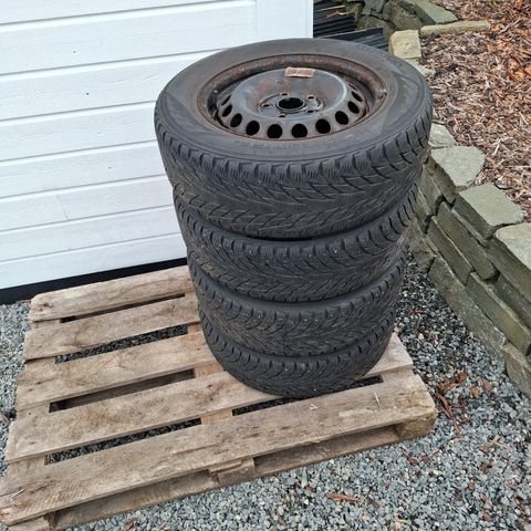 195/65 R15 vinterdekk 5x112