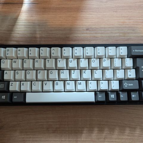 Fin Tofu65 Custom Keyboard selges