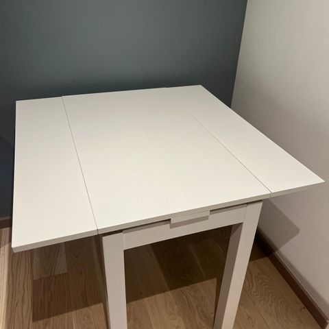 Ikea bord med klaffer