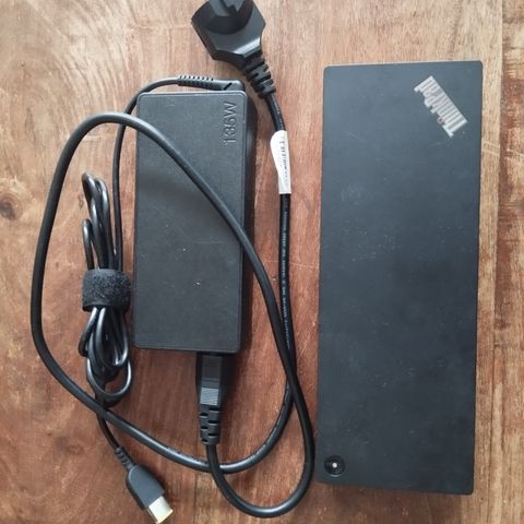 ThinkPad Thunderbolt 3 Dock (40AC)