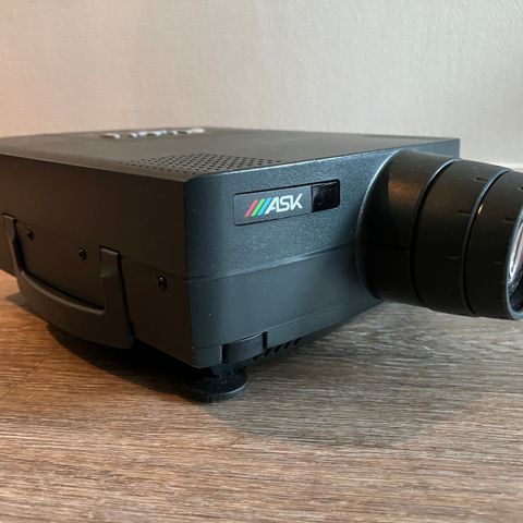 Brukt ASK C6 projektor