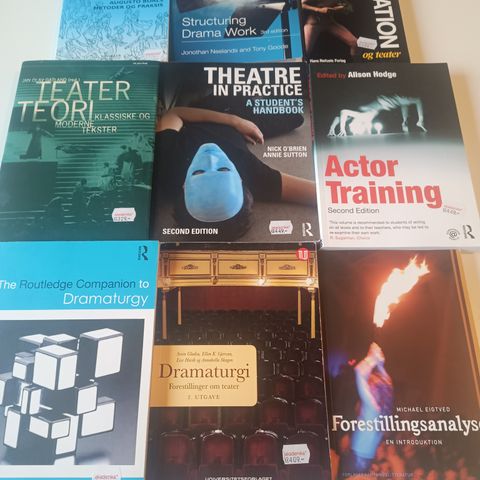 Pensumbøker til Drama og Teater