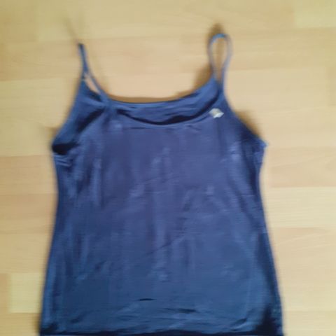 Singlet i str. 38