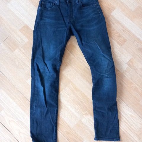 Levis str 170 50kr