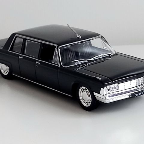 1:43 DeAgostini  ZIL 114