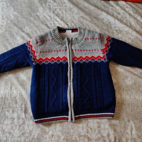 Warm and soft jacket size 2 to 3