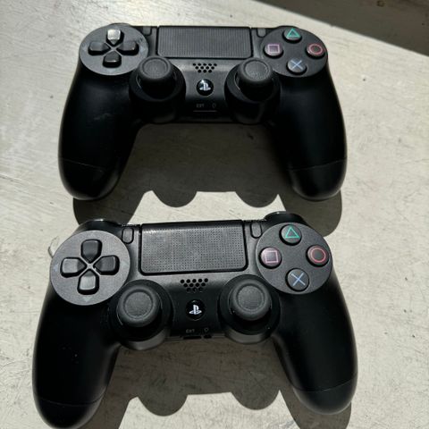 Playstation 4 dualshock controllers Svart x2