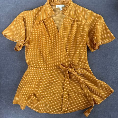 Nydelig Monteau bluse, str M