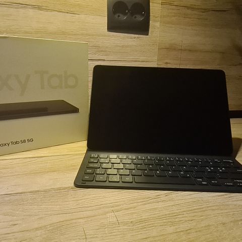 Samsung Galaxy Tab S8 5G nettbrett 128GB (grafitt)