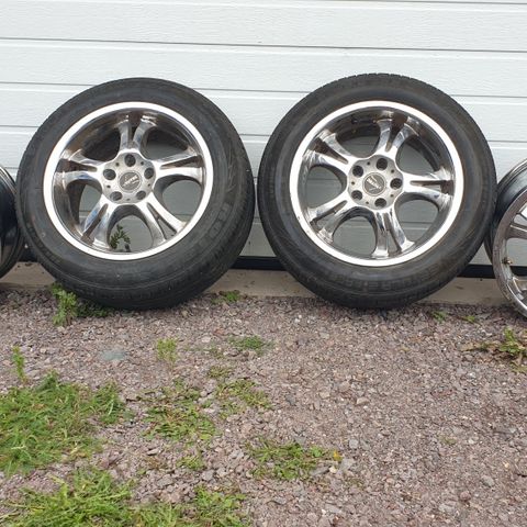 AUTEC OPAL 7.5*16" felger med to dekk til Ford