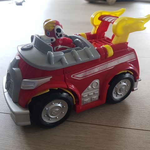 Unik Mighy Marshall større brannbil og figur fra Paw Patrol.