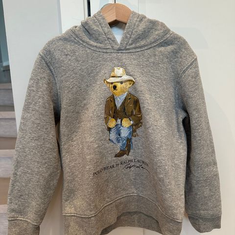 Ralph Lauren hettegenser str 6 år