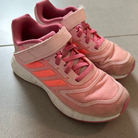 Adidas joggesko jente str. 30