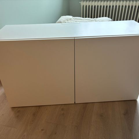 Bestå TV-benk fra IKEA