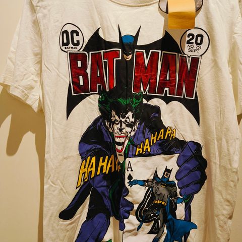 Batman t-shirt DC comics ,Marvel , superhero