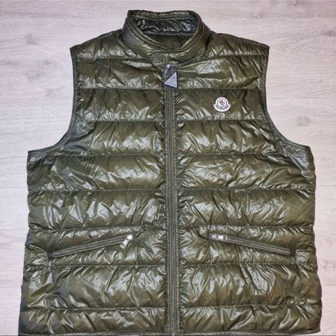 Moncler vest