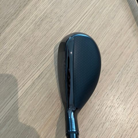 Taylormade Stealth plus hybrid 3