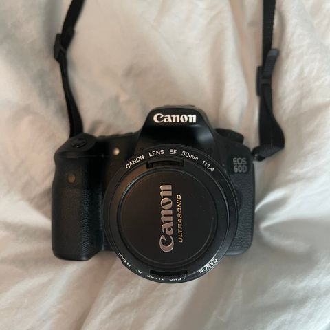 Canon 60D med 2 objektiver (pakkepris, ind, i beskrivelse)