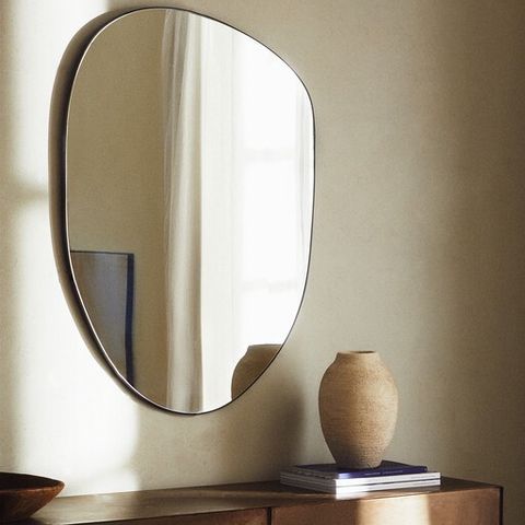Stort asymmetrisk speil fra Zara Home
