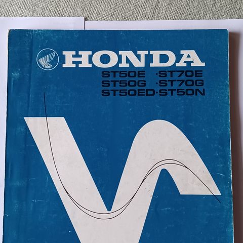 Honda ST50 ST70 Dax shop manual og delebok