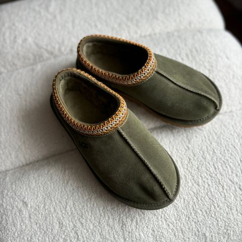 Ugg tasman