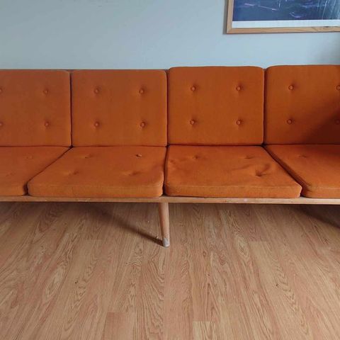 Populær biri sofa(kvistfri furu)