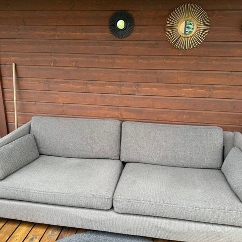 Slettvoll sofa Dublin med puff