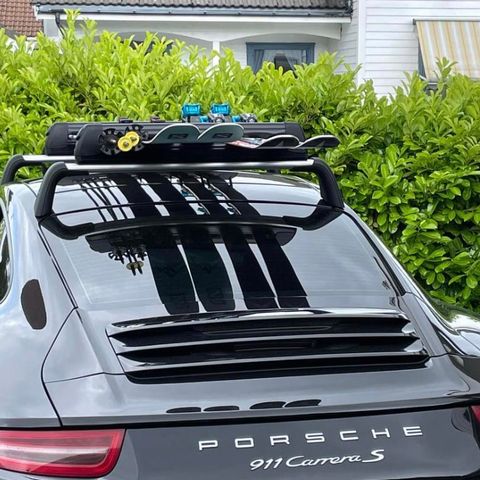 Porsche emblem støtfanger bak nytt selges