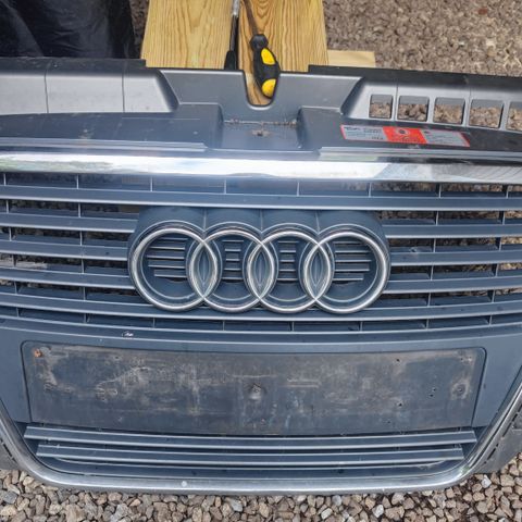 Audi a3 2009-2012 grill