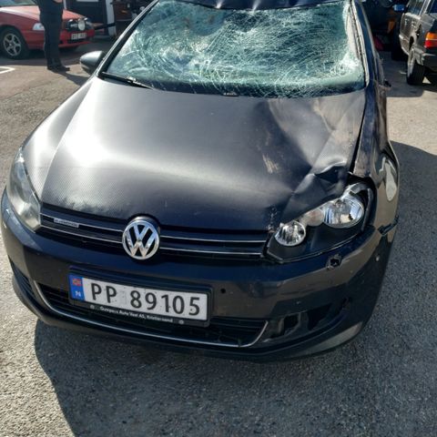 VW Golf 6 grill