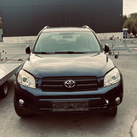 Toyot rav4 4x4 2,2 136 hk turbodiesel 2007