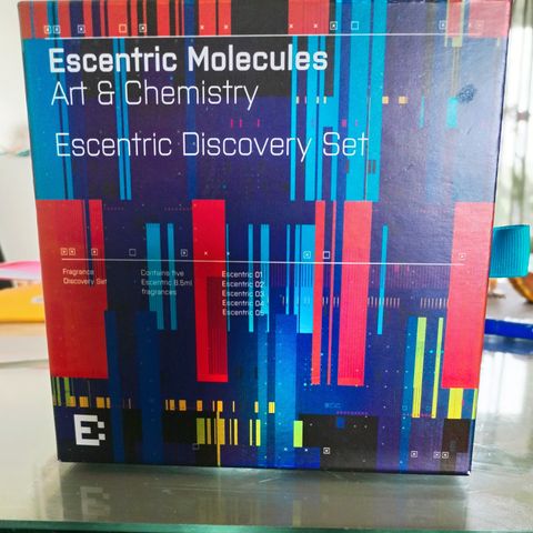 Escentric Molecules Discovery Set