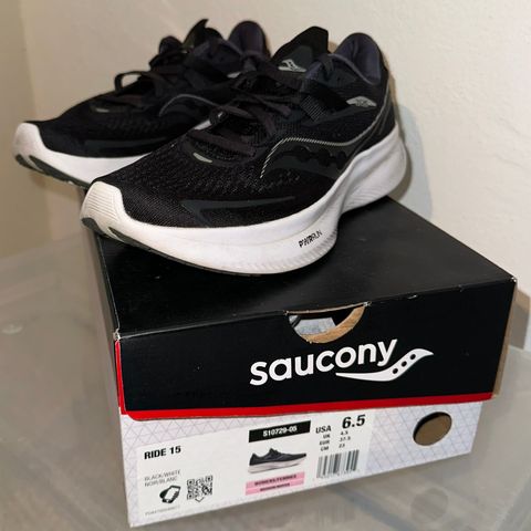 Saucony Ride 15 Black/White EU 37,5 / US 6,5