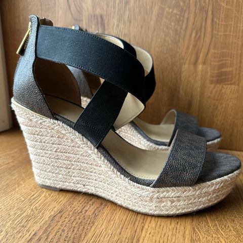 Michael Kors prue wedge sandal US 8 / EUR 39