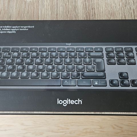 Helt ny Bluetooth tastatur  ny pris 1100