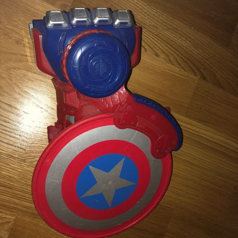 Captain America hanske og skjold