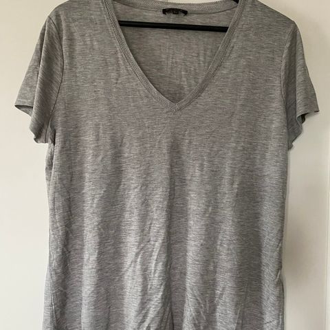 Massimo Dutti t-skjorte, str L