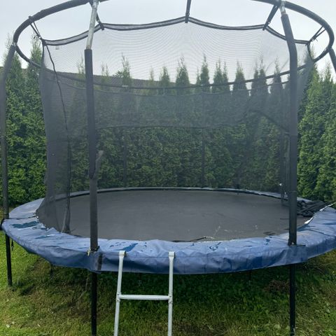 Trampoline JumpKing