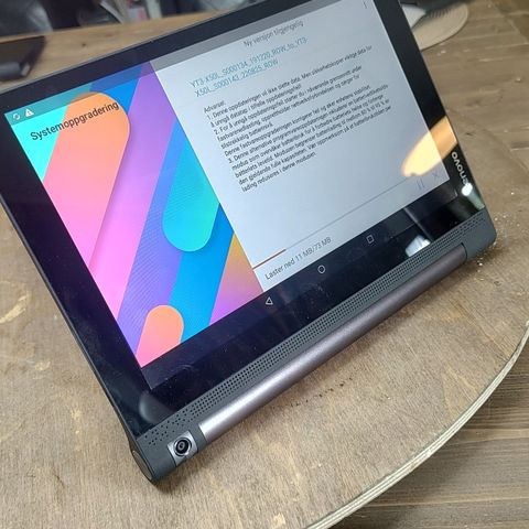 Lenovo yoga tab 10tommer med lte