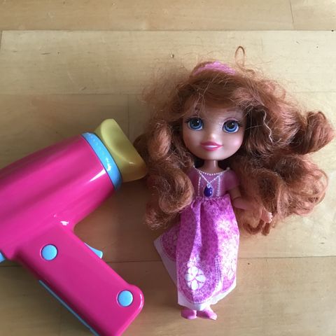 Prinsesse Sofie dukke med hårføner