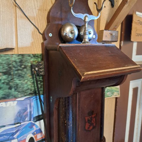 antikk telefon
